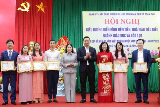 Xã Trần Phú tuyên dương nhiều tập thể, nhà giáo tiêu biểu, mẫu mực