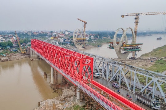 Dự án cầu Đuống thi công cầm chừng do chậm giải phóng mặt bằng