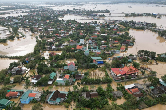 Triển khai các biện pháp cấp bách ứng phó với mưa lũ đặc biệt lớn tại Khánh Hòa, Đắk Lắk và Gia Lai