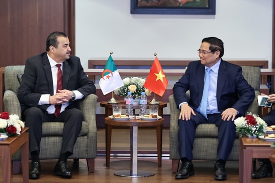 Thủ tướng đề nghị Bộ Dầu khí và Mỏ Algeria thúc đẩy các dự án cụ thể với Việt Nam