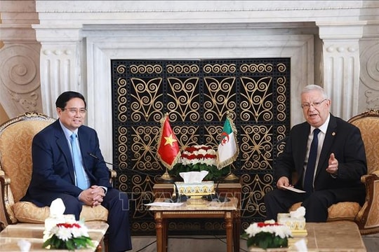 Thủ tướng Chính phủ Phạm Minh Chính hội kiến Chủ tịch Hội đồng Dân tộc Algeria