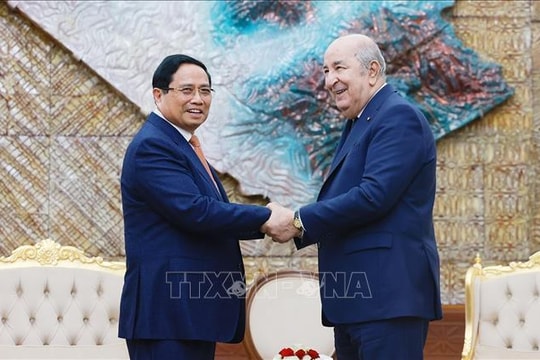 Thủ tướng Phạm Minh Chính hội kiến Tổng thống Algeria