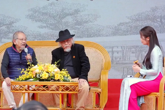 Học sinh Hà Nội xúc động với những câu chuyện về bác sĩ Trần Duy Hưng – một nhân cách lớn