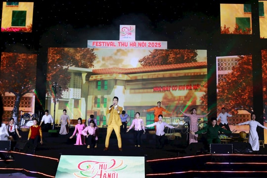 Khai mạc Festival Thu Hà Nội 2025