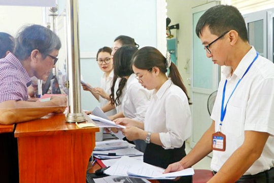 Tùng Thiện xây dựng chính quyền số - gần dân, vì dân