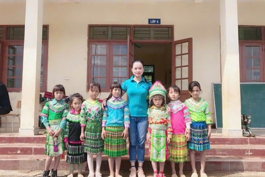 Thầy cô miến núi - Điểm sáng nơi gian khó Bài 3: Níu học trò giữa lưng chừng núi