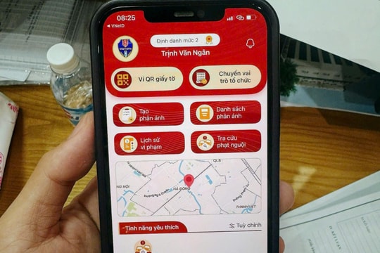 Hà Nội: Hơn 10.000 người được hướng dẫn cài đặt ứng dụng VNeTraffic