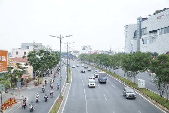 Hà Nội phân luồng đường Võ Nguyên Giáp từ 22/11 để sửa chữa hệ thống chiếu sáng