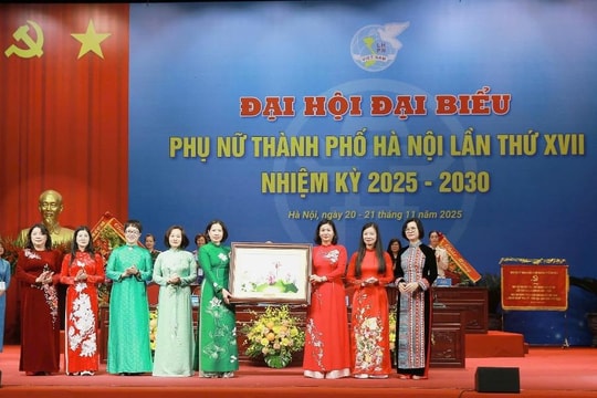 Đại hội đại biểu phụ nữ thành phố Hà Nội lần thứ XVII, nhiệm kỳ 2025-2030 Phụ nữ thành phố Hà Nội phải đi đầu, trở thành điểm sáng, dẫn dắt phụ nữ cả nước về chuyển đổi số