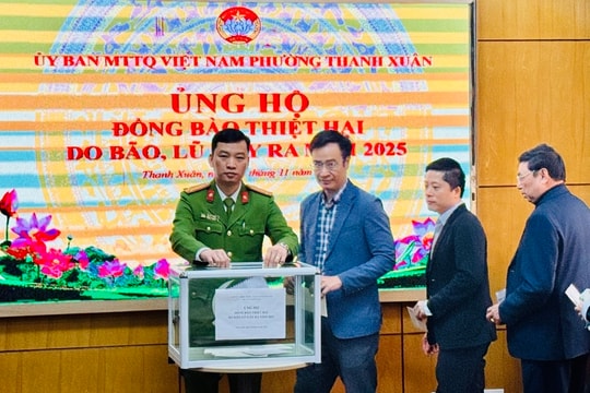 Phường Thanh Xuân ủng hộ các tỉnh miền Trung, Tây Nguyên