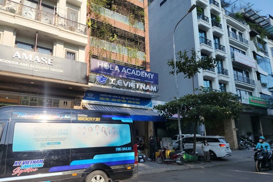 Xe hợp đồng lấn át xe tuyến cố định: Cần chấm dứt cạnh tranh thiếu lành mạnh
