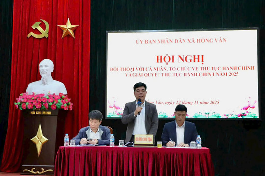 Xã Hồng Vân đối thoại lắng nghe ý kiến người dân về thủ tục hành chính