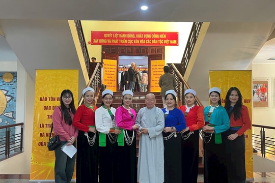 Phát huy giá trị văn hóa truyền thống các dân tộc thiểu số gắn với phát triển du lịch