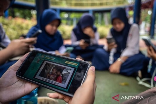Indonesia tăng cường bảo vệ trẻ em trên môi trường mạng