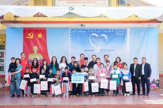 ROX Share cùng em đến trường tại Lào Cai Lan tỏa yêu thương từ những điều tử tế