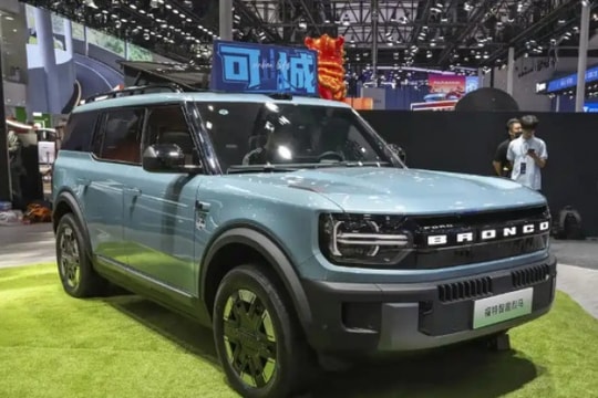 Ford Bronco Basecamp ra mắt: Mẫu SUV pha trộn giữa off-road và công nghệ