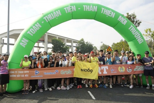 Hanoi Metro kỷ niệm 11 năm bằng giải chạy đầy cảm hứng
