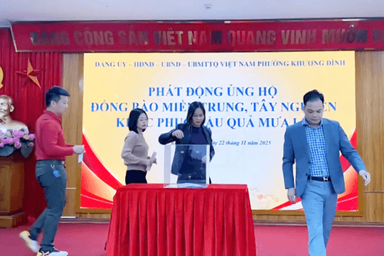 Phường Khương Đình chung tay ủng hộ đồng bào miền Trung, Tây Nguyên