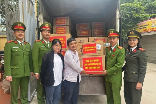 Công an phường Tây Hồ góp phần lan tỏa "Nghĩa tình đồng bào"