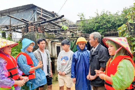 Xã Ứng Hoà: Vận động khẩn cấp ủng hộ đồng bào 5 tỉnh miền Trung, Tây Nguyên bị lũ lụt
