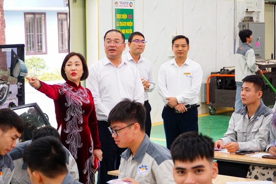 Công đoàn gắn kết đào tạo nghề và yêu cầu của doanh nghiệp qua chuyển đổi số