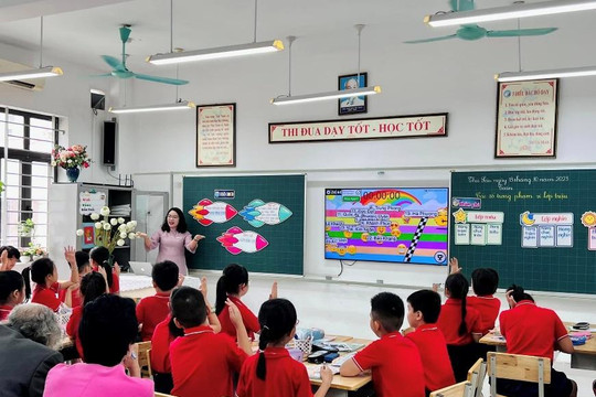 Sẽ triển khai giáo dục AI trong trường phổ thông