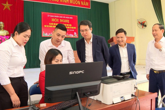Hà Nội Hoài Đức ra mắt 5 Điểm hỗ trợ thủ tục hành chính trực tuyến