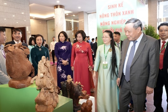 Nông dân Thủ đô làm chủ công nghệ số