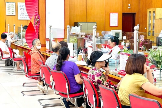 Ngân hàng Nhà nước Việt Nam Khẩn trương triển khai các giải pháp hỗ trợ khách hàng khắc phục hậu quả mưa, lũ