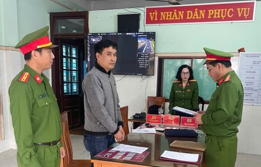 Đà Nẵng: Dùng tài sản của người khác đi thế chấp vay tiền