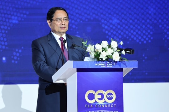 Thủ tướng Phạm Minh Chính: Tự lực, tự cường và đẩy mạnh hợp tác để TP HCM trở thành "siêu đô thị quốc tế trong kỷ nguyên số"