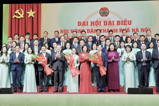Nông dân Thủ đô - Tri thức hóa để làm chủ công nghệ số