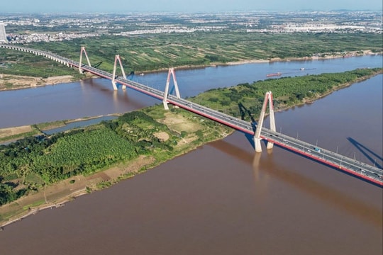 Hiện trạng đại lộ cảnh quan sông Hồng dài 92km, thuộc địa giới 16 xã, phường ở Hà Nội