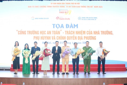 “Cổng trường học an toàn” - Trách nhiệm của nhà trường, phụ huynh và chính quyền địa phương