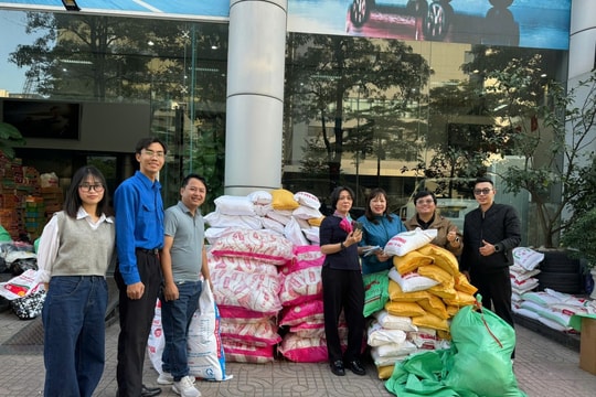 Ngày mai (26/11) 50 tấn hàng của người dân Thủ đô sẽ đến với đồng bào Gia Lai bị thiệt hại do mưa lũ