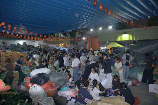 TP Hồ Chí Minh hỗ trợ Đắk Lắk 500 tấn hàng, 10 tỷ đồng và các bếp ăn