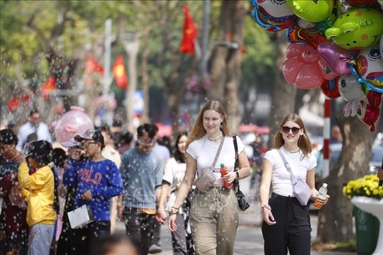 Du lịch Hà Nội tiếp tục tăng trưởng, thu hút 2,5 triệu lượt khách trong tháng 11