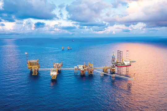 Petrovietnam và sứ mệnh giữ dòng năng lượng
