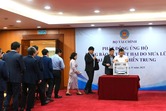 Bộ Tài chính phát động ủng hộ đồng bào miền Trung, Tây Nguyên