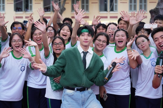"Tiếp sức" học sinh trước kỷ lục đồng diễn Vovinam