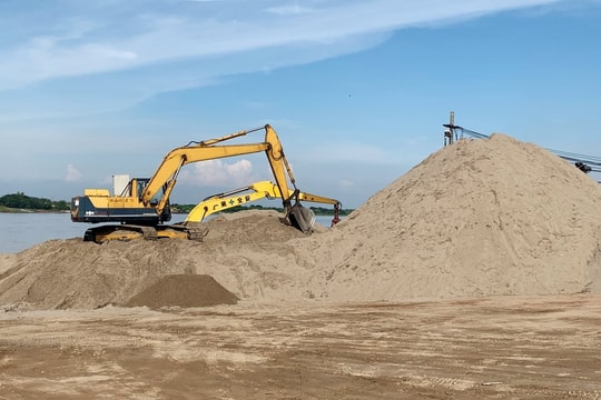Hà Nội siết chặt quản lý bến bãi, chặn vi phạm tập kết vật liệu xây dựng