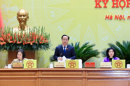 Ngày làm việc thứ 2, kỳ họp thứ 28, HĐND thành phố Hà Nội xem xét, thông qua các nghị quyết quan trọng