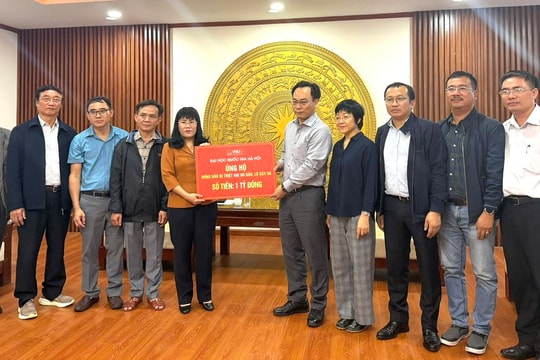 ĐH Quốc gia Hà Nội hỗ trợ các tỉnh miền Trung - Tây Nguyên khắc phục hậu quả thiên tai