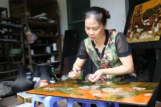 HĐND thành phố Hà Nội thông qua Nghị quyết hỗ trợ toàn diện cho phát triển làng nghề