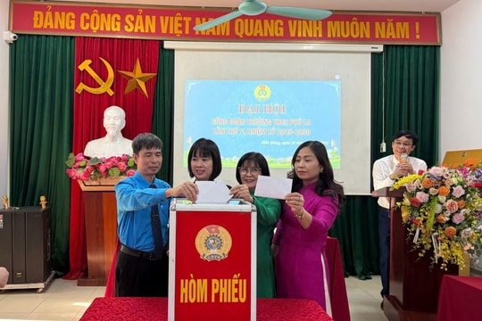 Công đoàn Trường THCS Phú La: Đổi mới theo hướng thiết thực, hiệu quả