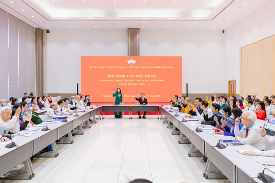 Đồng chí Nguyễn Phước Lộc tiếp tục giữ chức Chủ tịch Ủy ban MTTQ Việt Nam TP Hồ Chí Minh