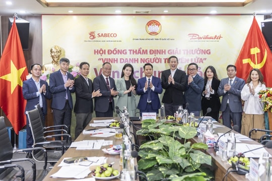 Hội đồng thẩm định Giải thưởng “Vinh danh Người truyền lửa” bắt đầu lựa chọn 15 gương mặt tinh hoa