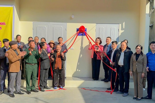 Xã Kiều Phú: Khánh thành đồng loạt 41 nhà Đại đoàn kết cho gia đình chính sách, hộ cận nghèo