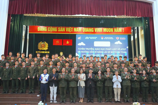 Xây dựng văn hoá giao thông cho học viên Học viện An ninh Nhân dân
