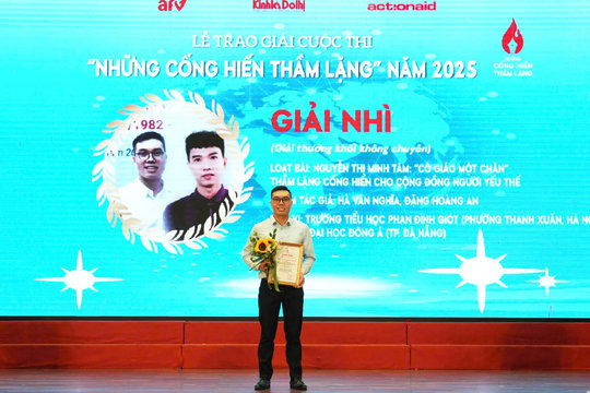 Chuyện chưa kể phía sau tác phẩm về “cô giáo một chân”